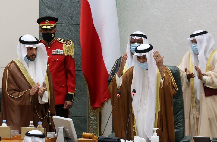 أمير الكويت يتلقى تقريرا عن ضوابط العفو المرتقب عن معارضين