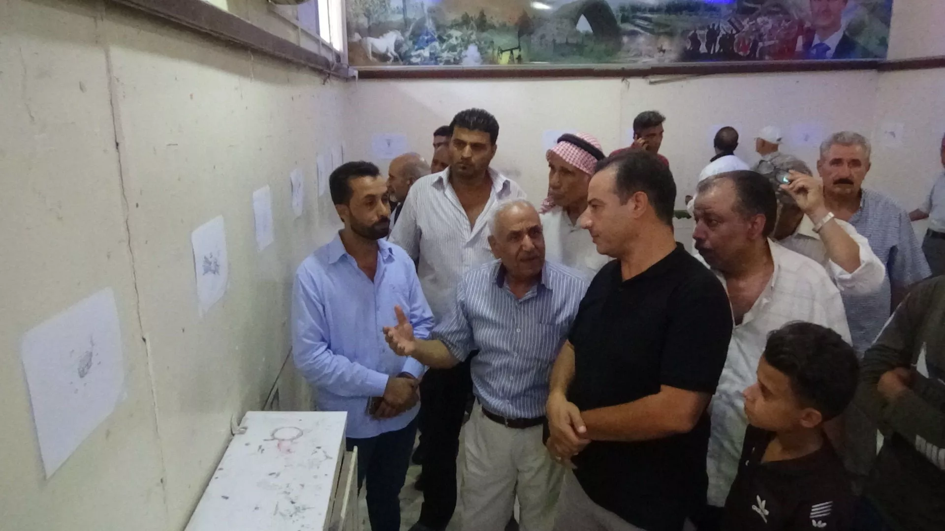 شاب يجسد بالكاريكاتير مأساة سكان الجزيرة السورية جراء الاحتلال الأمريكي...صور وفيديو - سبوتنيك عربي, 1920, 30.07.2021