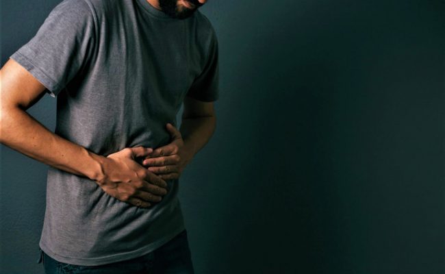 d8a7d984d8a3d8b7d8b9d985d8a9-d8a7d984d8aad98a-d8aad8b3d8a8d8a8-d8a7d984d8a5d985d8b3d8a7d983-650x400-1 الأطعمة التي تسبب الإمساك