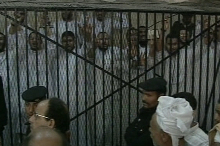 محكمة أمن الدولة تحكم بقضية الجماعة الإسلامية 1999/3/8