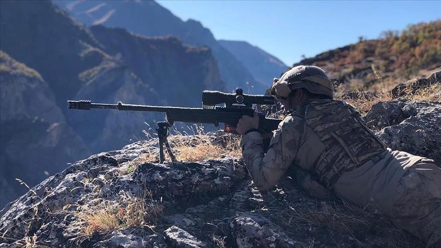 الدفاع التركية: تحييد 7 إرهابيين في شمال سوريا