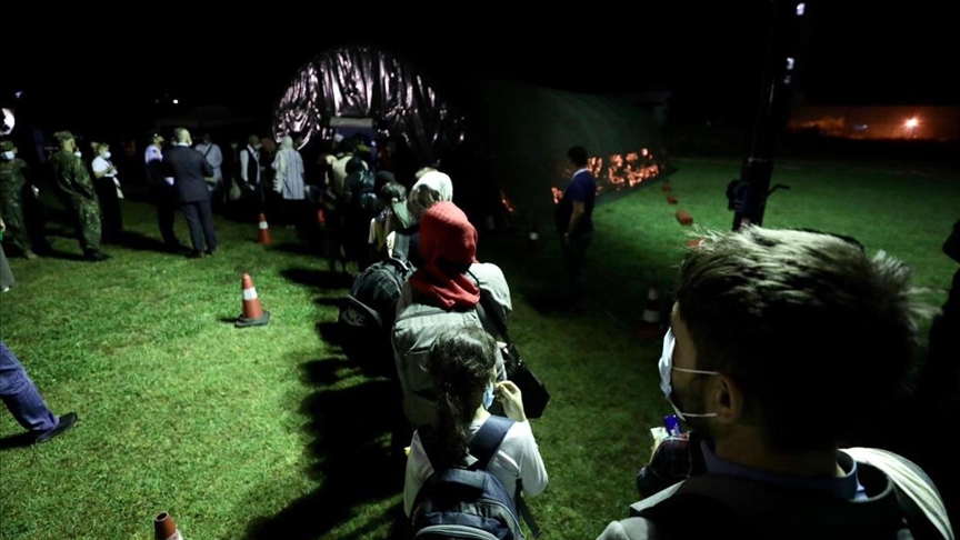 ألبانيا.. وصول دفعة من الأفغان العابرين إلى الولايات المتحدة