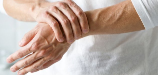 ما هي أعراض الروماتيزم في اليدين؟ ما هي أعراض الروماتيزم في اليدين؟