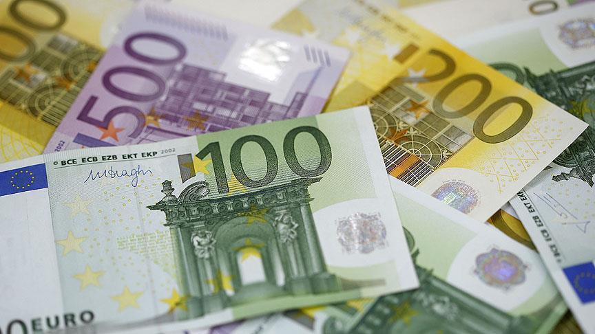 eurou-1 القبض على إسباني حاول تهريب 62 ألف أورو عبر معبر باب سبتة