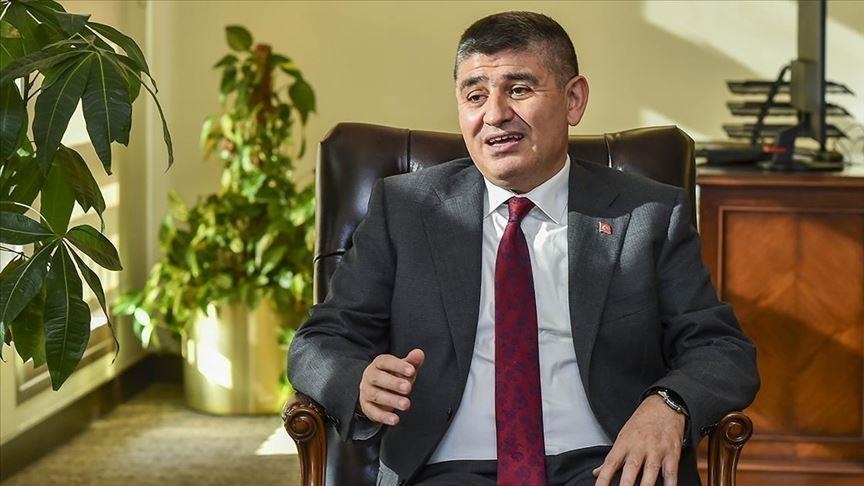 السفير التركي يزور مقر استضافة الأطفال الأفغان بالدوحة