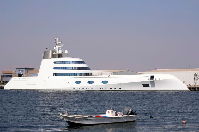 55-3-1 The 118-meter (387-foot) Motor Yacht A belonging to Russian oligarch Andrey Melnichenko is anchored in the port of Ras al-Khaimah, United Arab Emirates, Tuesday, May 31, 2022. المصدر: أسوشيتد برس
