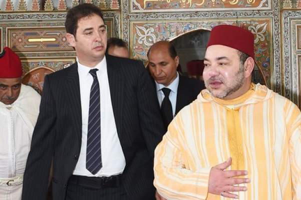 شاهد الجعايدي يقوم بدفع سفير المغرب بالمنامة