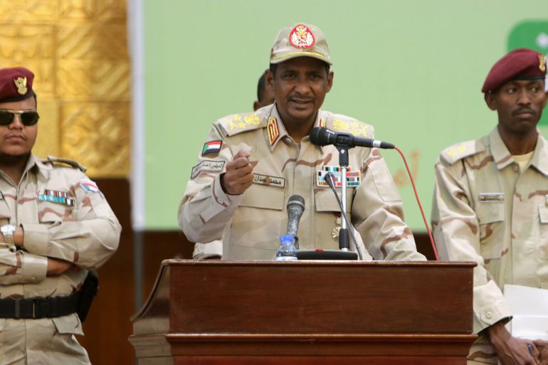f0593e60-63e0-4361-9b9c-0f56b78b1e88-1 هل جنى حميدتي على جنود بلاده في اليمن؟