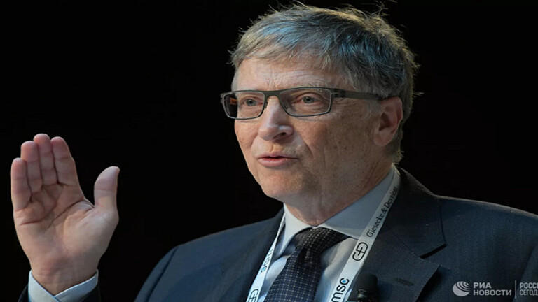 بيل غيتس: العالم لن يعود لطبيعته قبل سنة