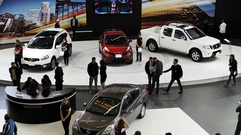 الجزائر تلغي الحظر المفروض على استيراد السيارات