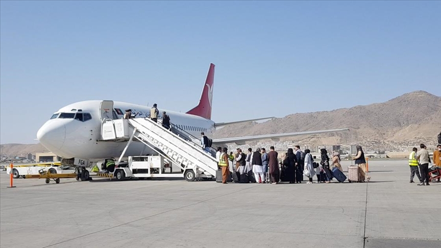 قطر: نواصل جهود إعادة تشغيل مطار كابل