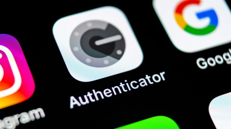 تعرضت Retool، أفضل منصة تطوير برامج الأعمال، للاختراق وتلقي اللوم على Google Authenticator